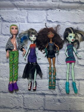 Mattel Monster High Dolls Lot Of 4 Dolls Deuce Gorgon City If Freights Clawdeen